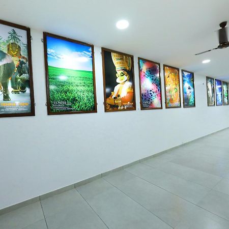 Hotel Temple View Residency Chottanikara Exterior foto